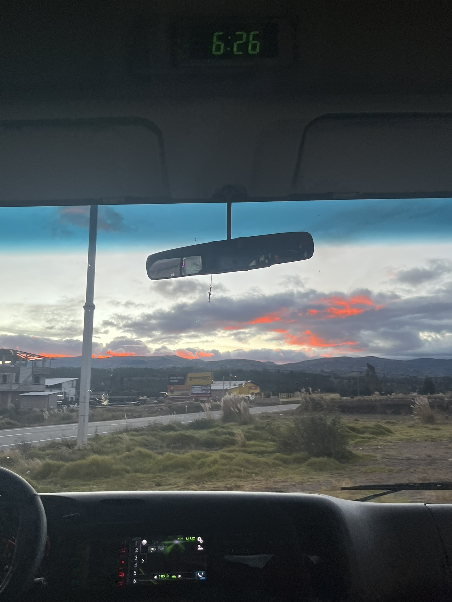 Road to Baños
